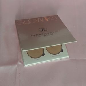 Anastasia Beverley hills